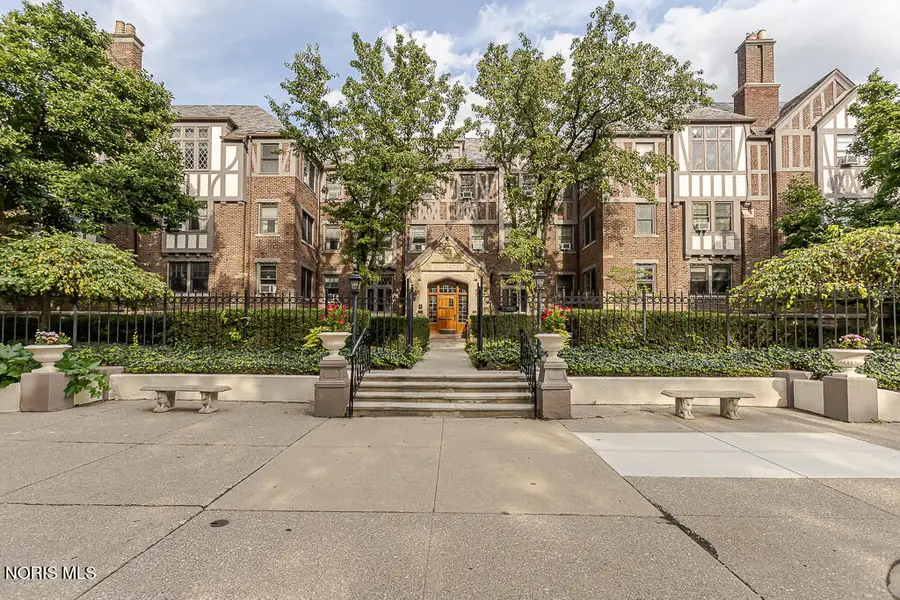 2200 Scottwood Avenue #Unit 116, Toledo, OH 43620 - #2