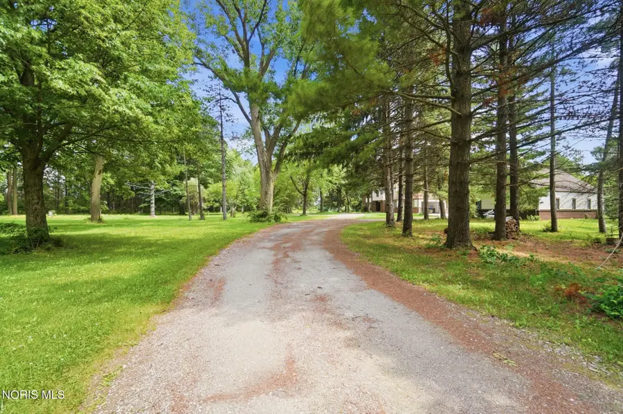 26430 Hull Prairie Road, Perrysburg, OH 43551 - #2