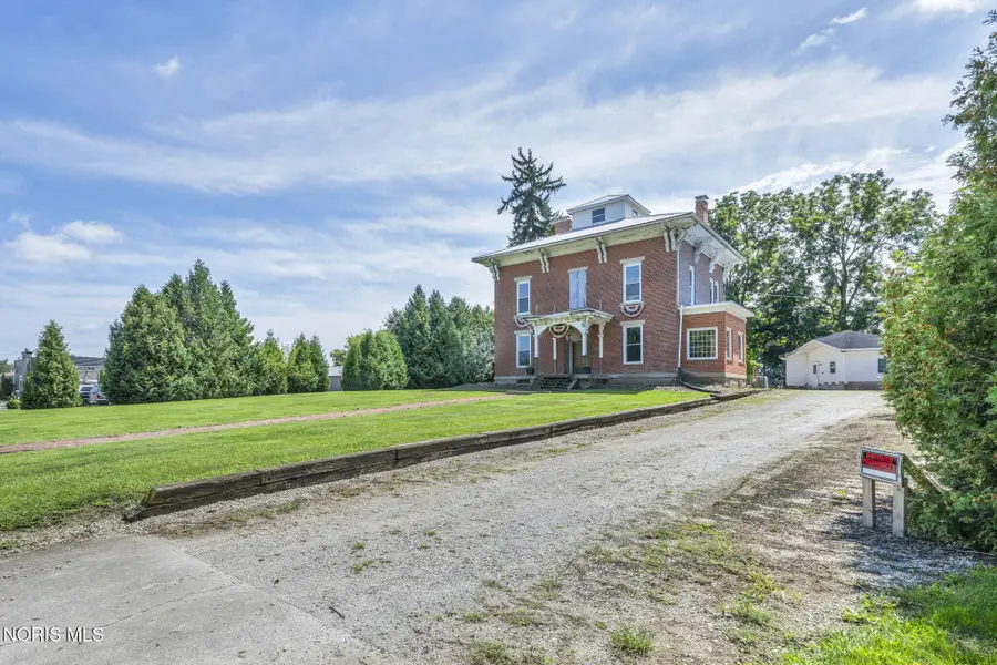 101 W Fairview Street, Upper Sandusky, OH 43351 - #3