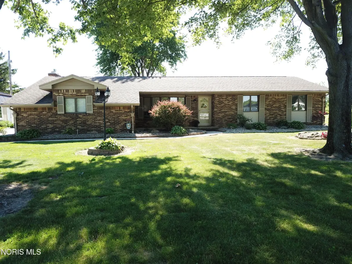 170 N North Curtice Road, Oregon, OH 43616 - #1