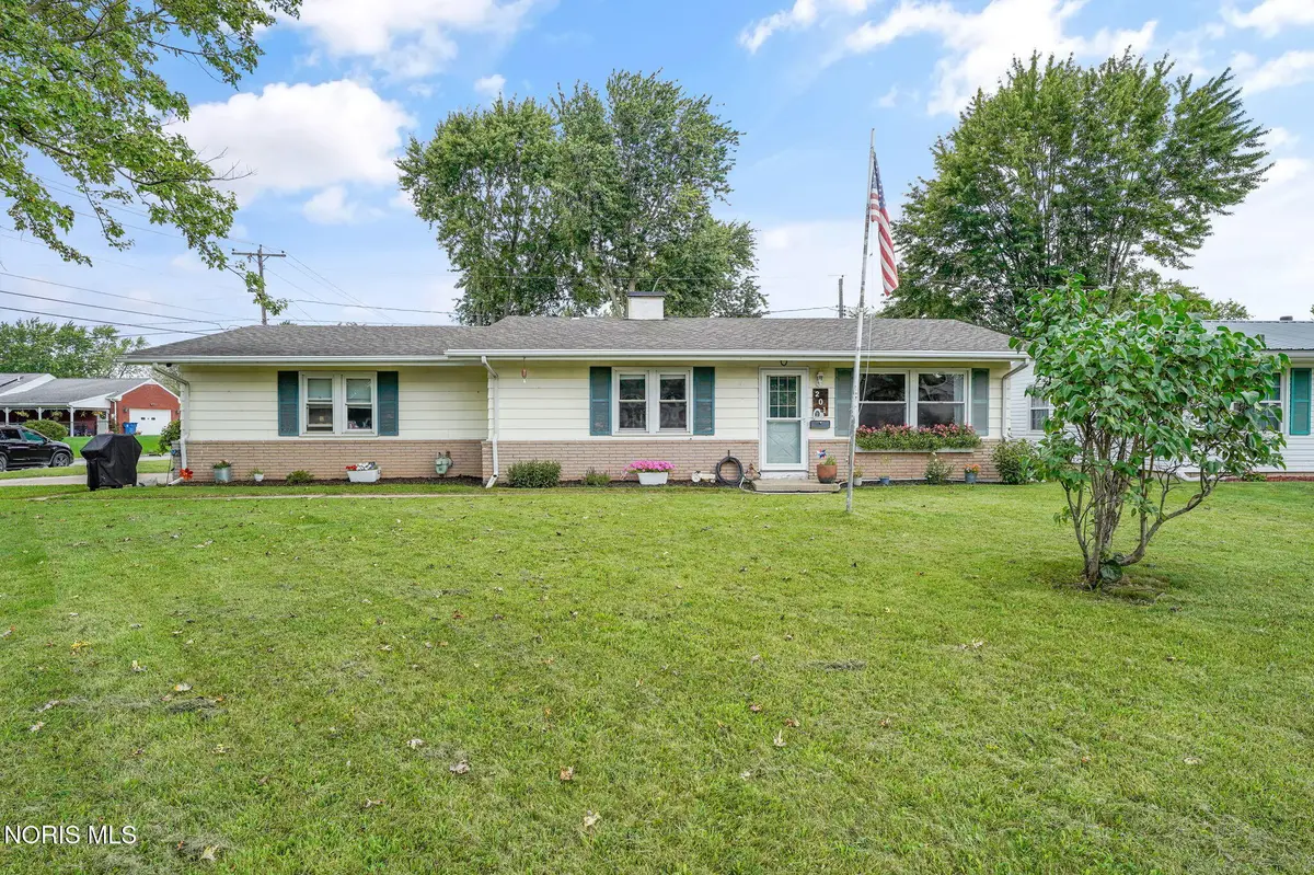 201 Warner Street, Walbridge, OH 43465 - #1