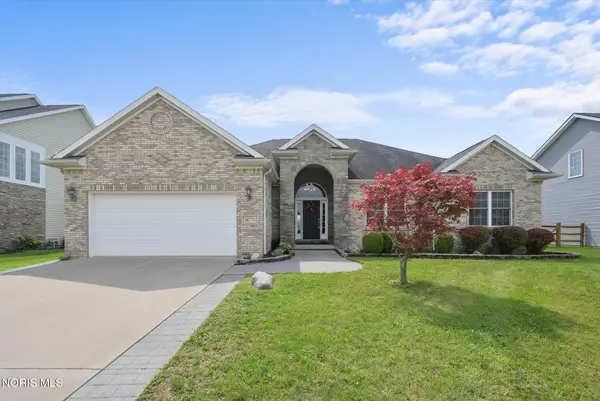 14733 Lake Meadows Drive, Perrysburg, OH 43551