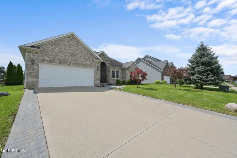 14733 Lake Meadows Drive, Perrysburg, OH 43551 - #3