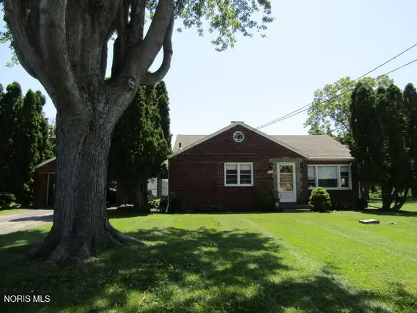 6018 Corduroy Road, Oregon, OH 43616