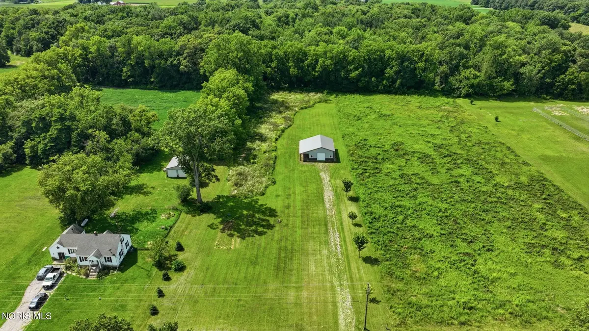 8772 Jeffers Road, Grand Rapids, OH 43522 - #1
