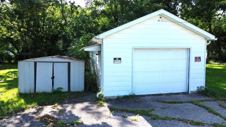 410 N Clinton Street, Defiance, OH 43512 - #3