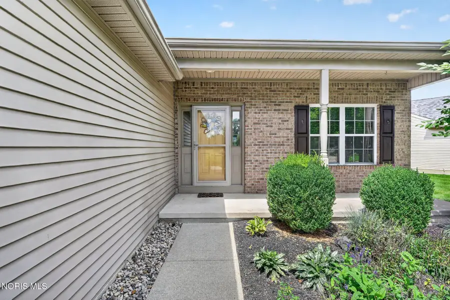 4828 Port Drive, Maumee, OH 43537 - #2