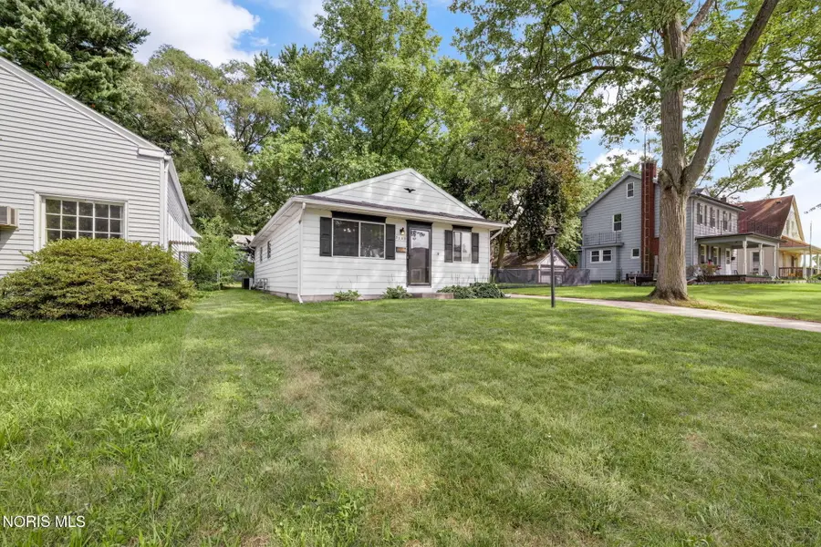 3248 Meadowbrook Court, Toledo, OH 43606 - #3
