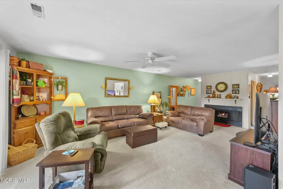 6640 Salisbury Road #Apt B312, Maumee, OH 43537 - #3
