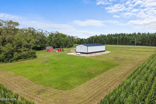 17883 N Fostoria Road, Gibsonburg, OH 43431