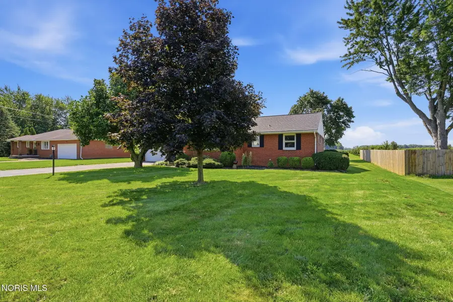 2033 W Sandusky Street, Findlay, OH 45840 - #3