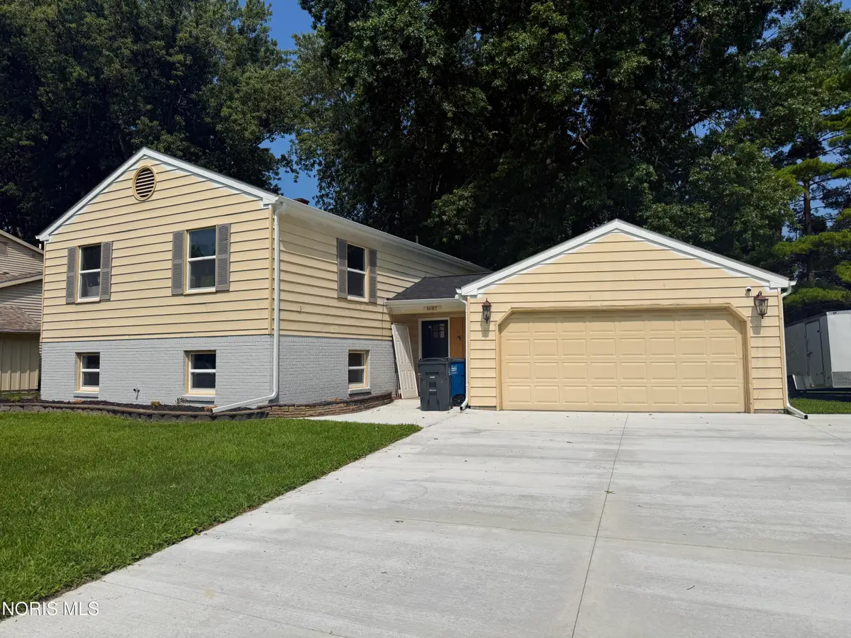 1687 Park Forest Drive, Toledo, OH 43614 - #1
