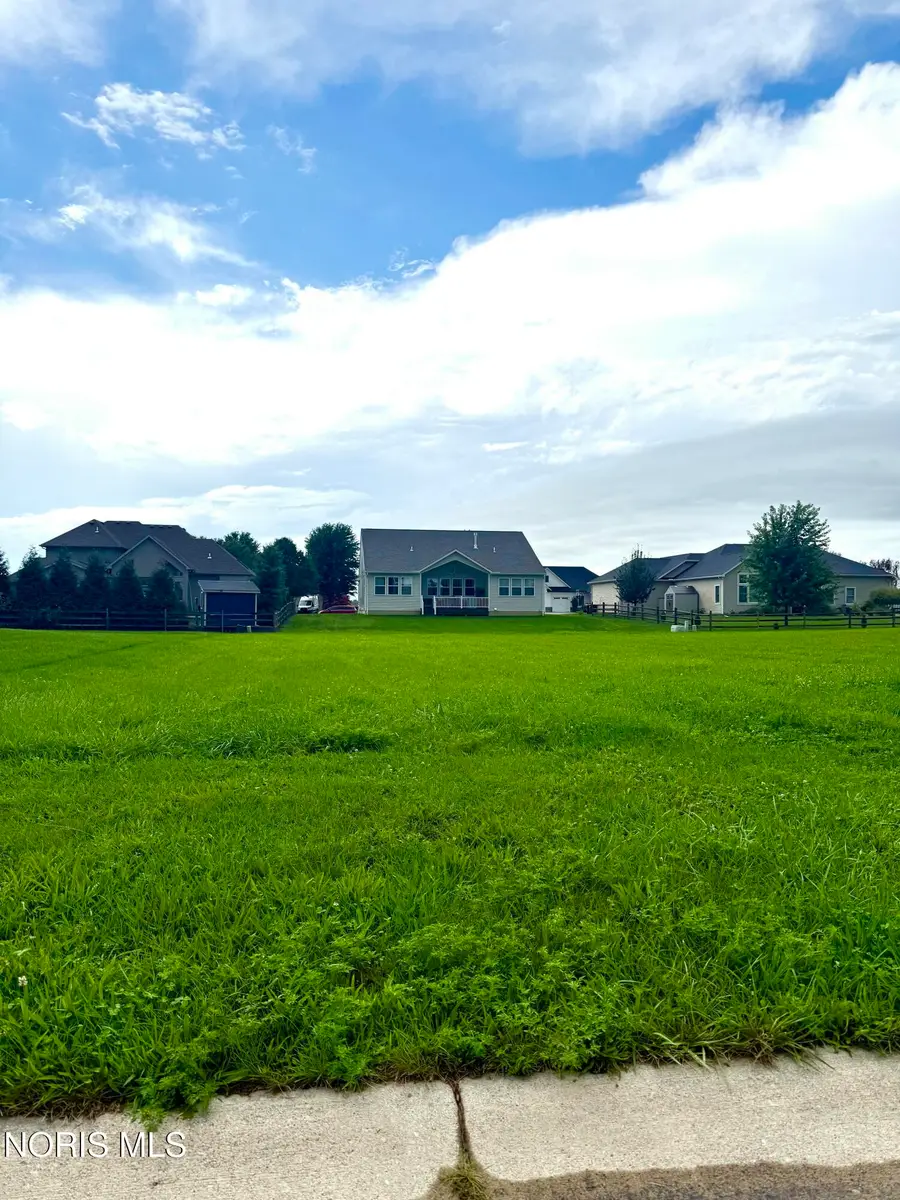 1086 Springcrest Drive, Waterville, OH 43566 - #2