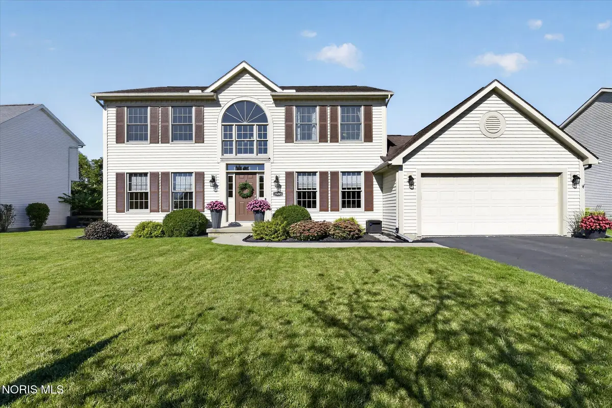 25095 Belmont Court, Perrysburg, OH 43551 - #1