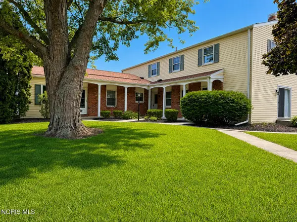 160 Quail Road #18, Perrysburg, OH 43551