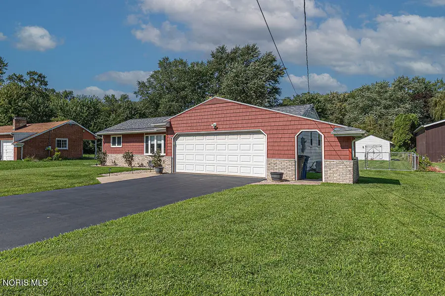 1031 Eton Road, Toledo, OH 43615 - #2