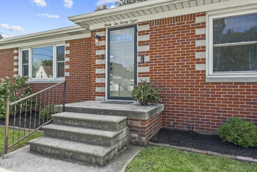 3228 Rocksberry Avenue, Toledo, OH 43614 - #3