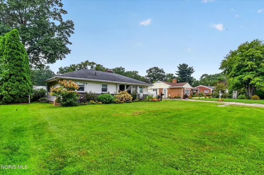 1144 Metcalf Road, Toledo, OH 43615 - #3
