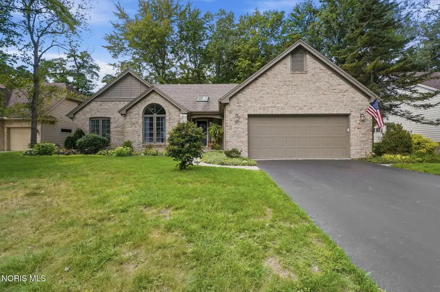 2901 Belle Glade Drive, Toledo, OH 43617 - #2