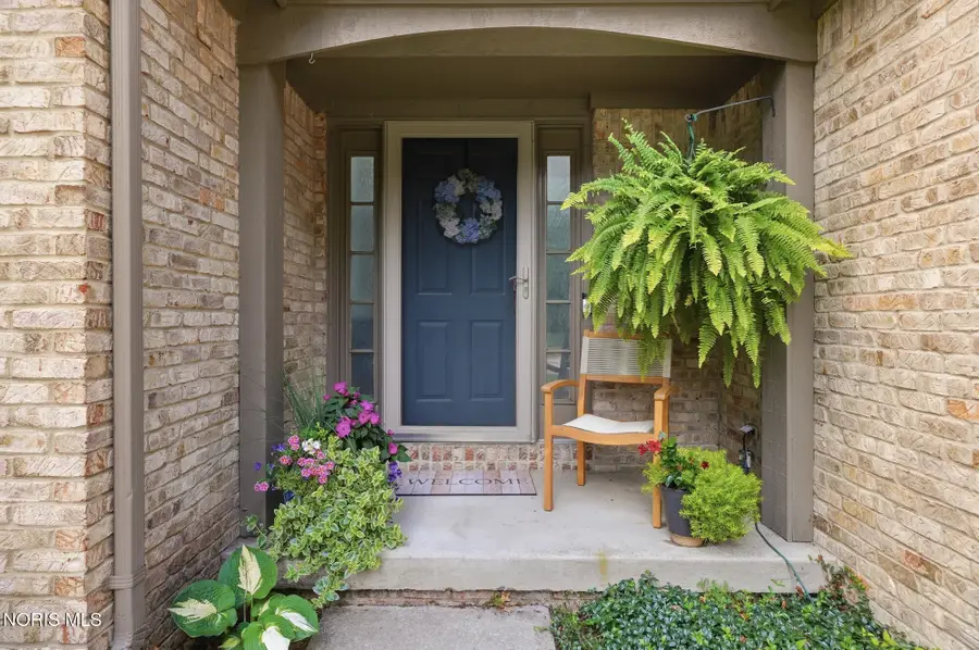 2901 Belle Glade Drive, Toledo, OH 43617 - #3