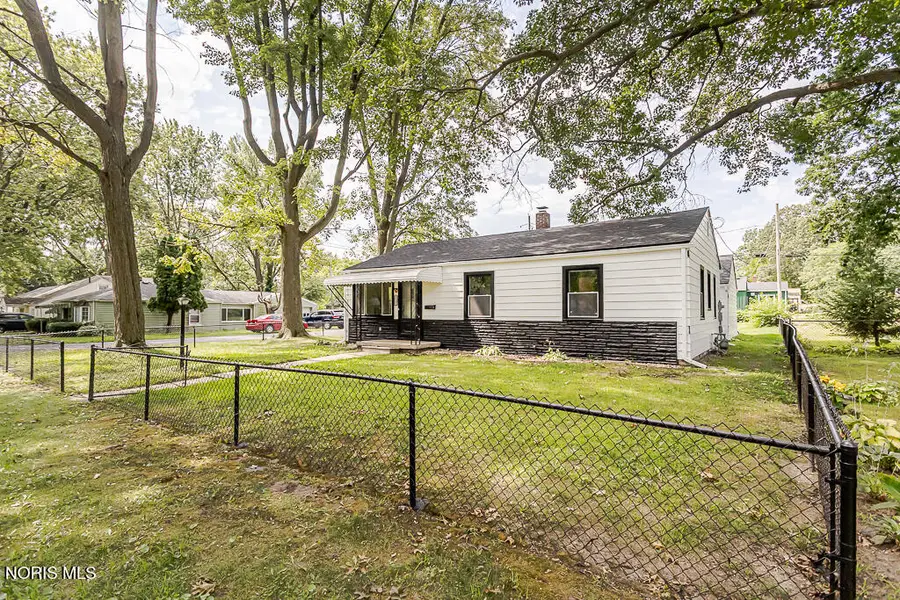 5203 Adella Street, Toledo, OH 43613 - #3