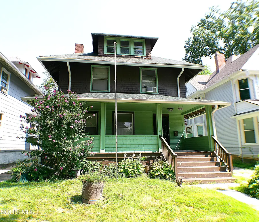 2410 Lawrence Avenue, Toledo, OH 43620 - #2
