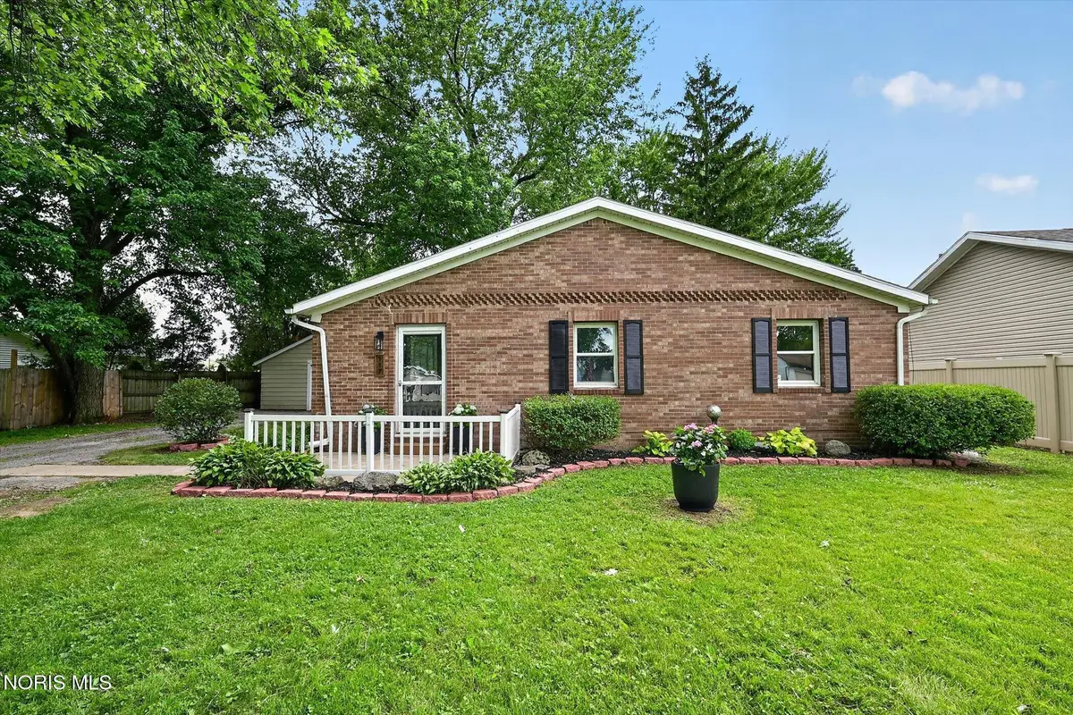 117 N Goodrich Street, Oregon, OH 43616 - #1