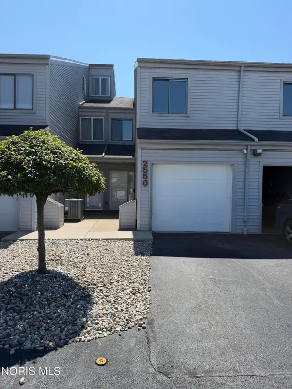 2550 W Village Drive #2550, Toledo, OH 43614