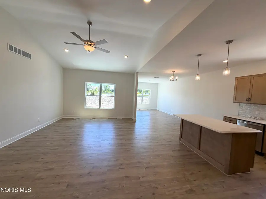 5032 Easton Drive, Oregon, OH 43616 - #3