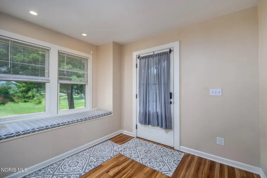 862 Louisiana Avenue, Perrysburg, OH 43551 - #3