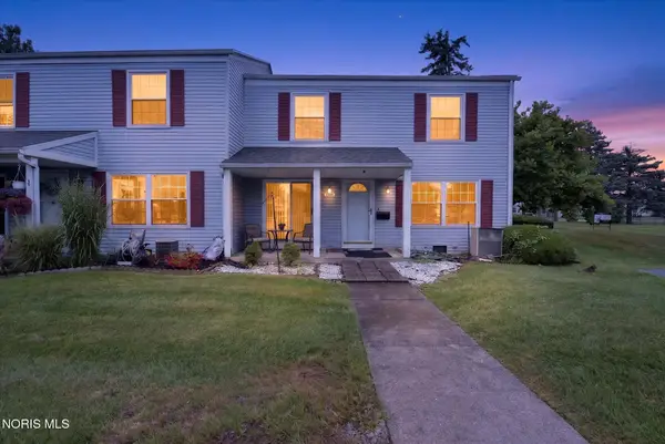 3766 Lakepointe Drive, Northwood, OH 43619