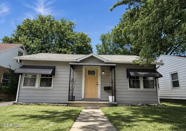 3168 Douglas Road, Toledo, OH 43606