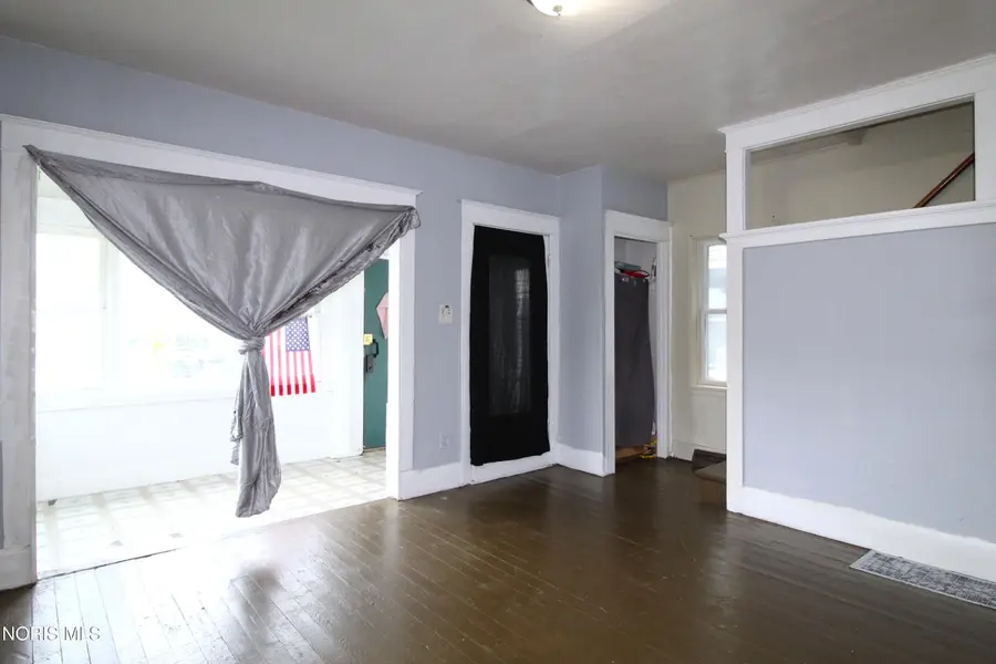 438 2nd Street, Toledo, OH 43605 - #3