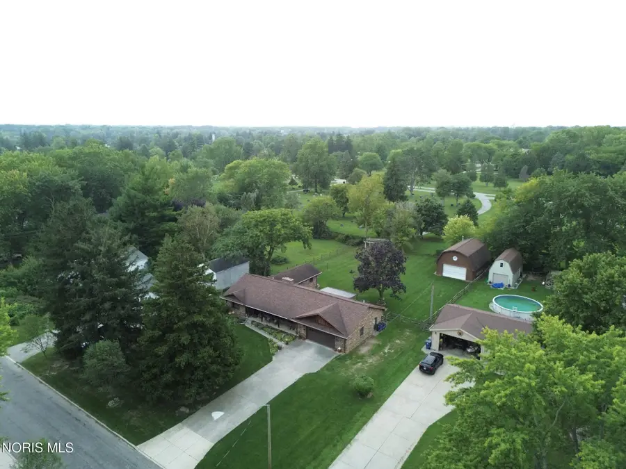 5921 Glasgow Road, Sylvania, OH 43560 - #2