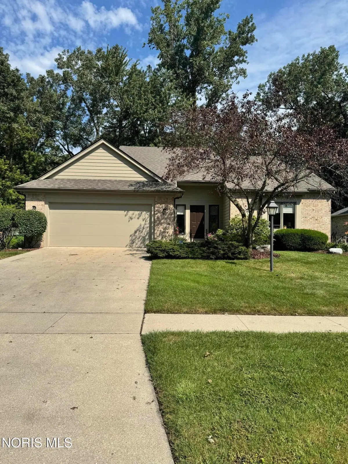 6740 Monarch Drive, Sylvania, OH 43560 - #1