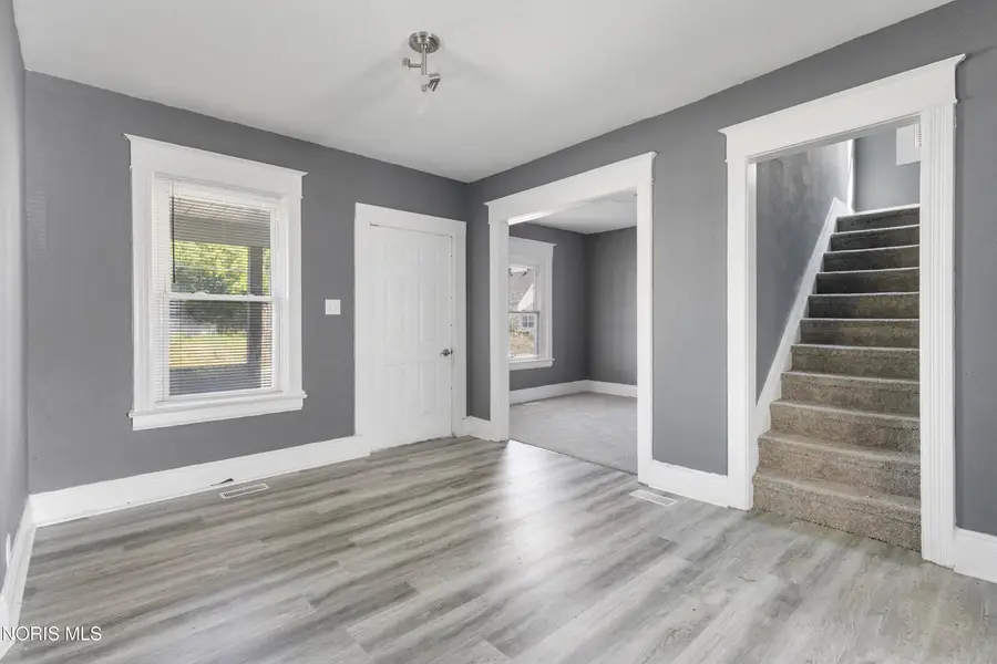 3244 Glenwood Avenue, Toledo, OH 43610 - #2