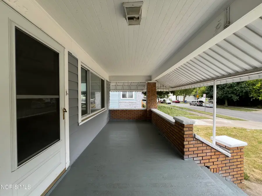 547 E Streicher Street, Toledo, OH 43608 - #3