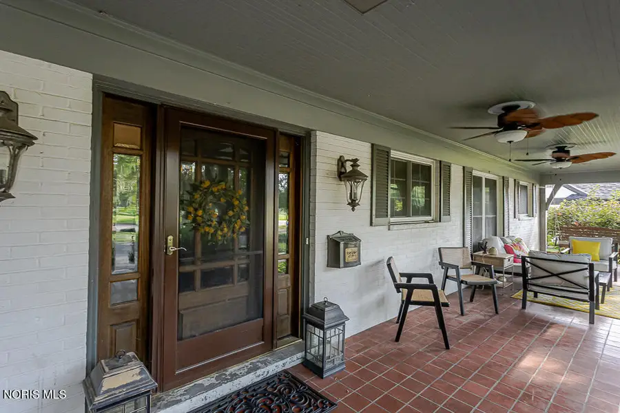 3610 W Bancroft Street, Ottawa Hills, OH 43606 - #3