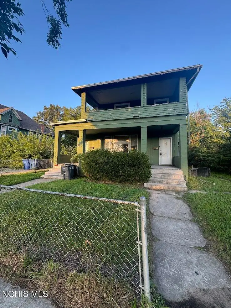 2142 Maplewood Avenue, Toledo, OH 43620 - #1