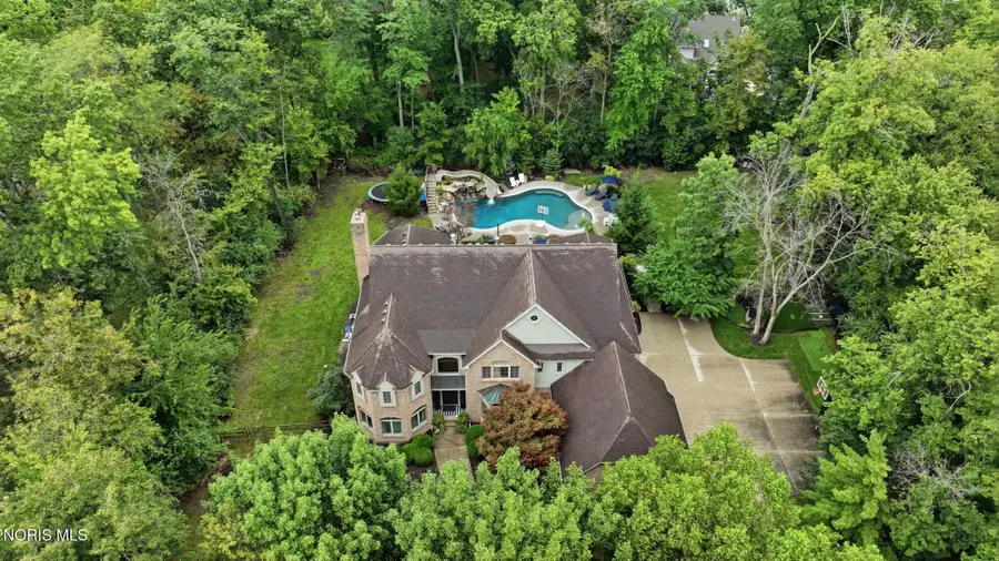 14678 Wood Creek Court, Perrysburg, OH 43551 - #2