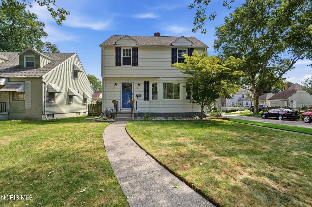 3702 Elmhurst Road, Toledo, OH 43613 - #1