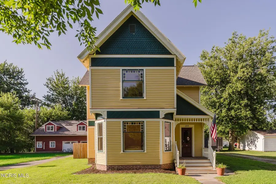 204 W Main Street, Wayne, OH 43466 - #2