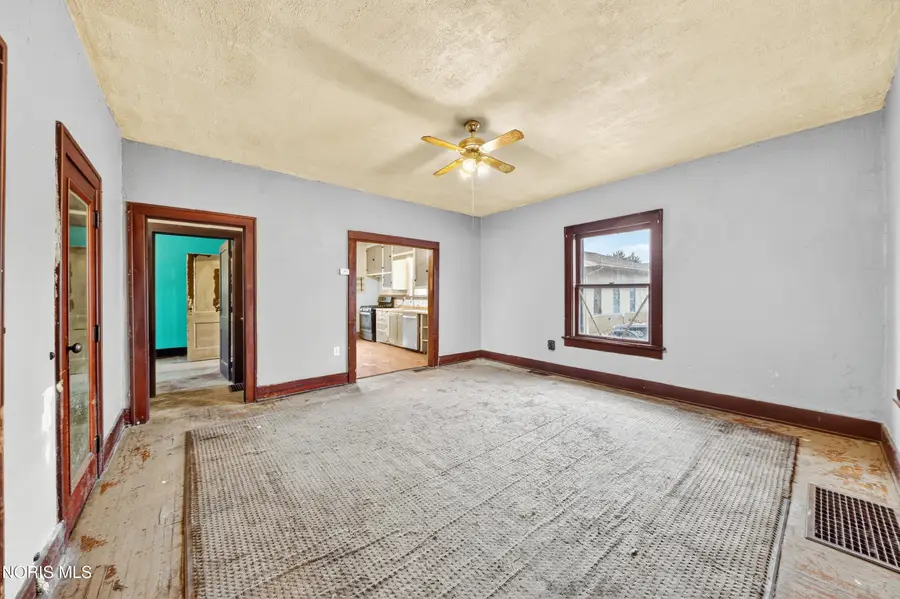 161 E Maumee Avenue, Napoleon, OH 43545 - #2