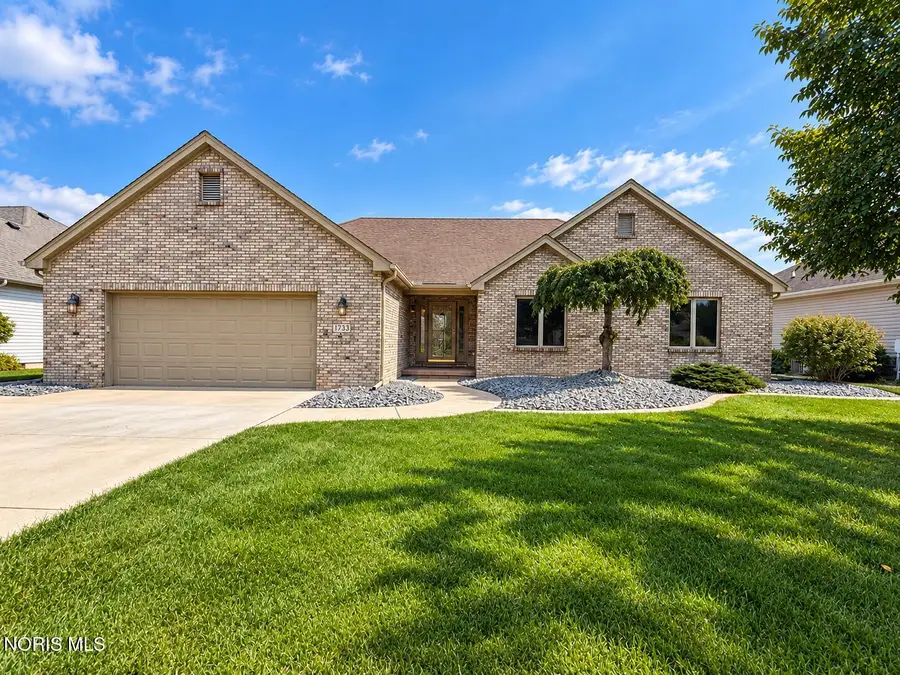 1733 Spring Forest Drive, Oregon, OH 43616 - #2