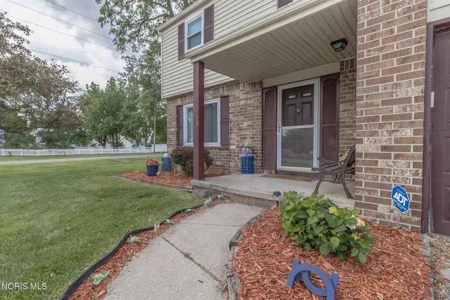 6218 White Oak Drive, Toledo, OH 43615 - #3