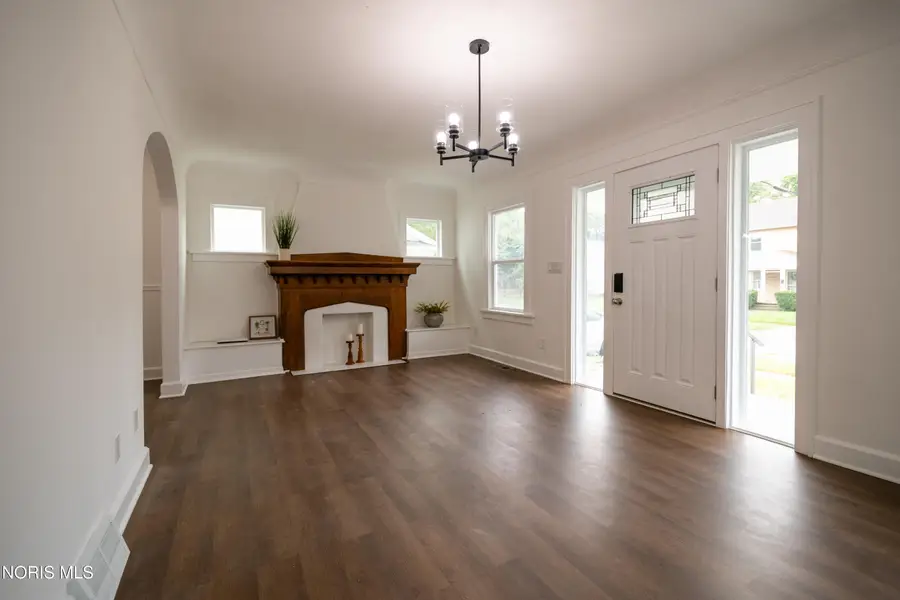1260 Craigwood Road, Toledo, OH 43612 - #2