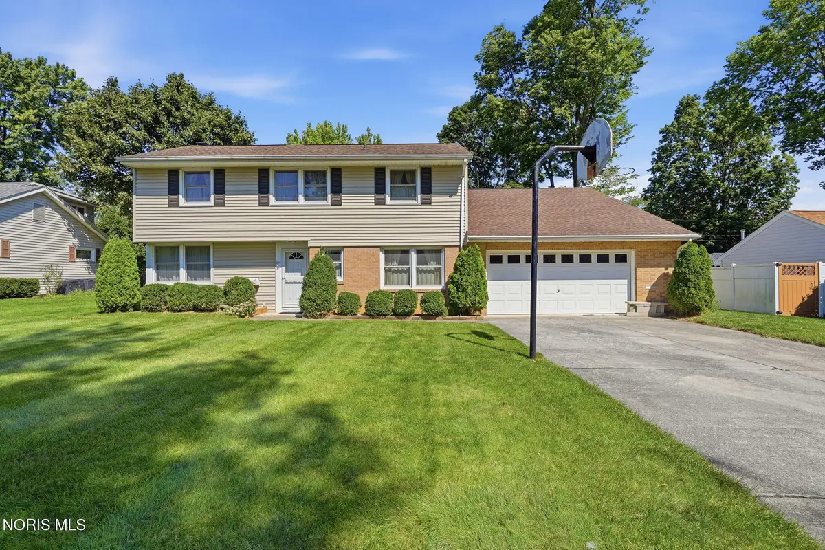 216 Esther Lane, Findlay, OH 45840 - #1