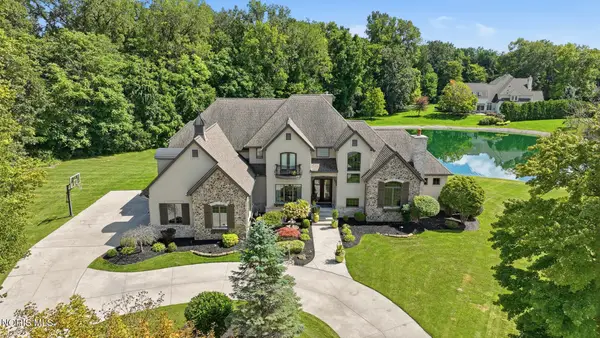 8439 Aarons Wood Court, Sylvania, OH 43560
