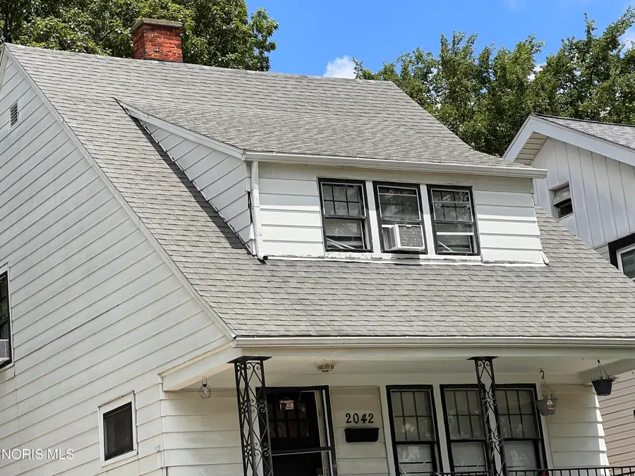 2042 Southmoor Drive, Toledo, OH 43609 - #3