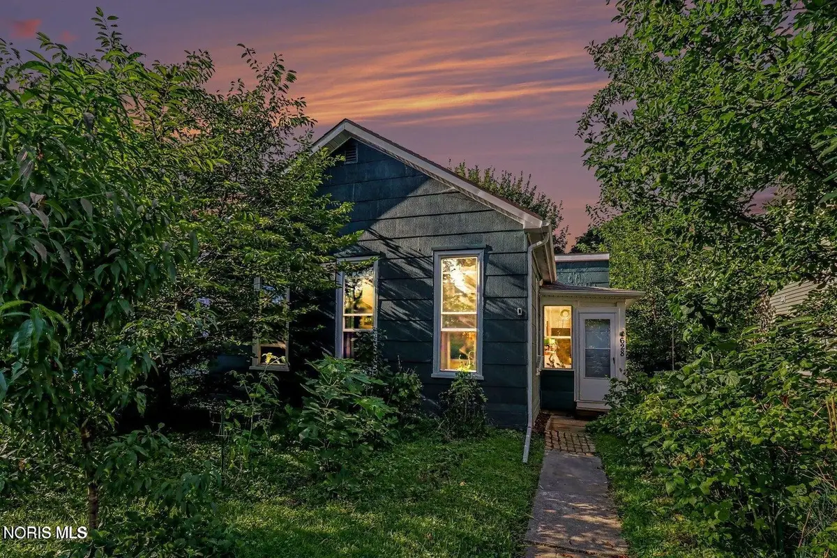 628 Orchard Street, Toledo, OH 43609 - #1
